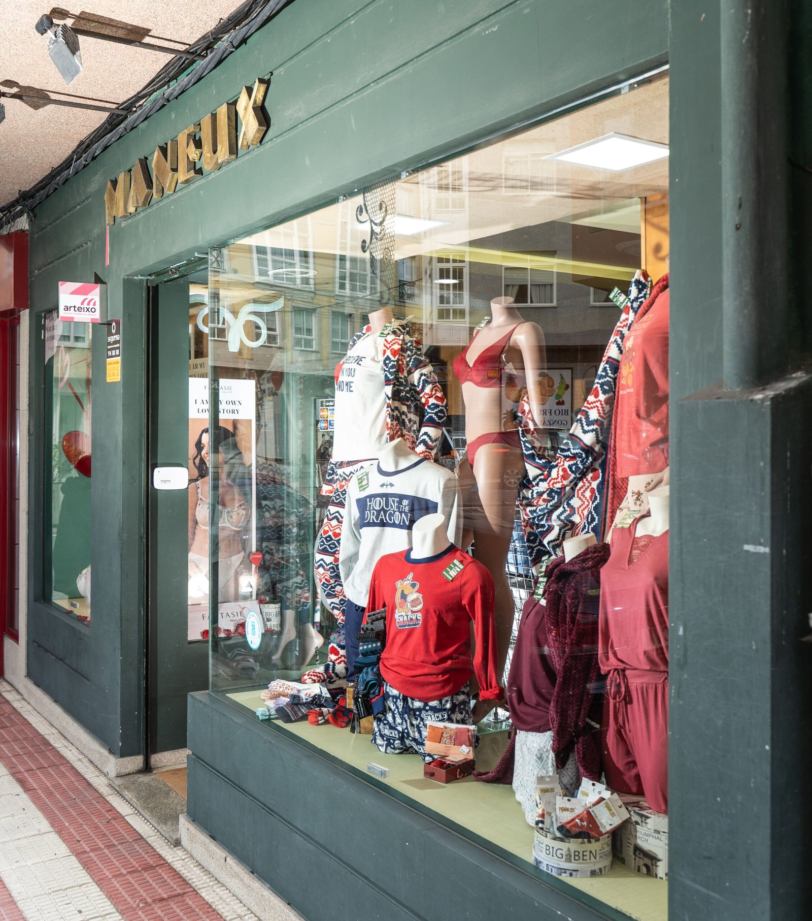 ccaarteixo-lenceria-maneux3