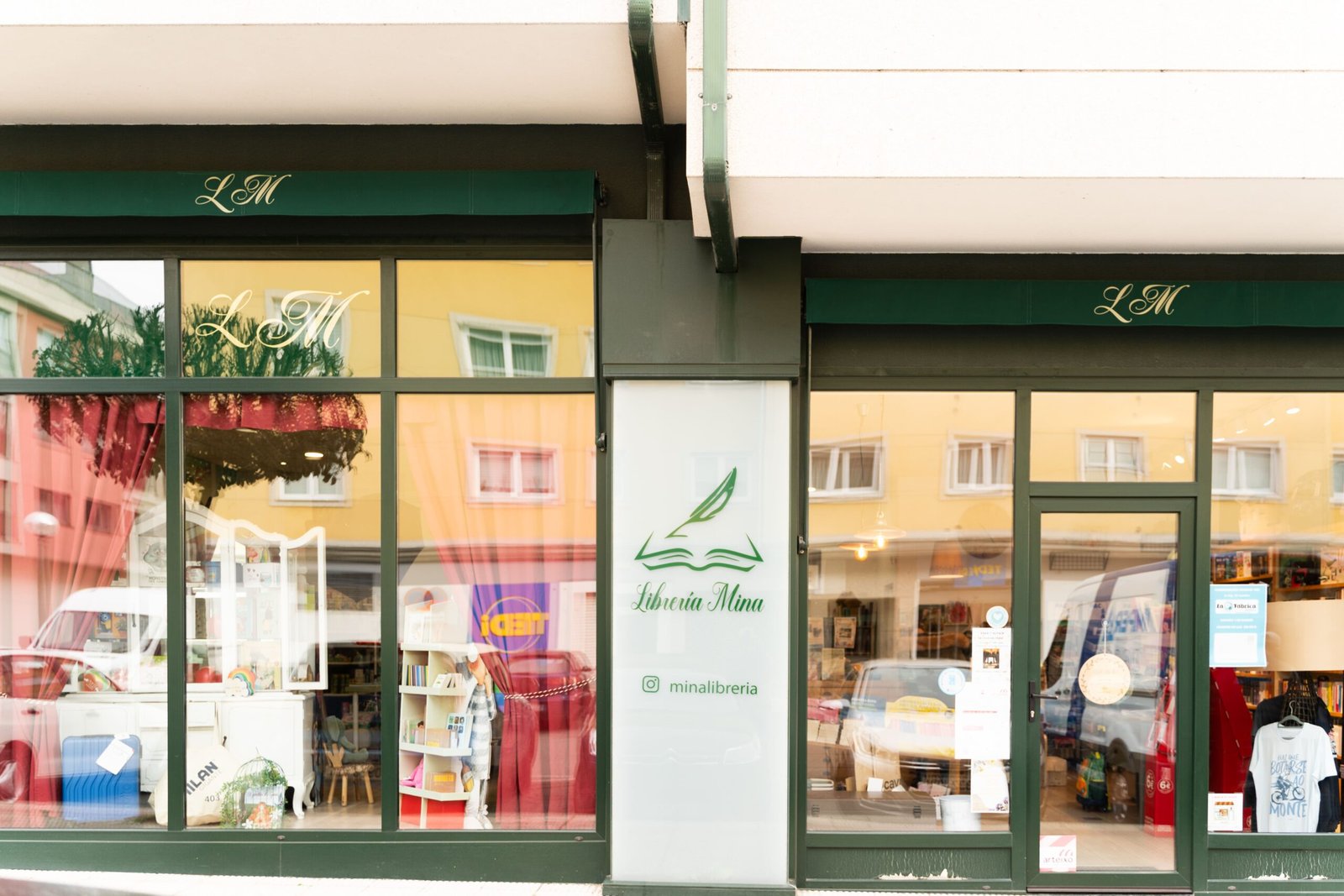 ccaarteixo-libreria-mina4