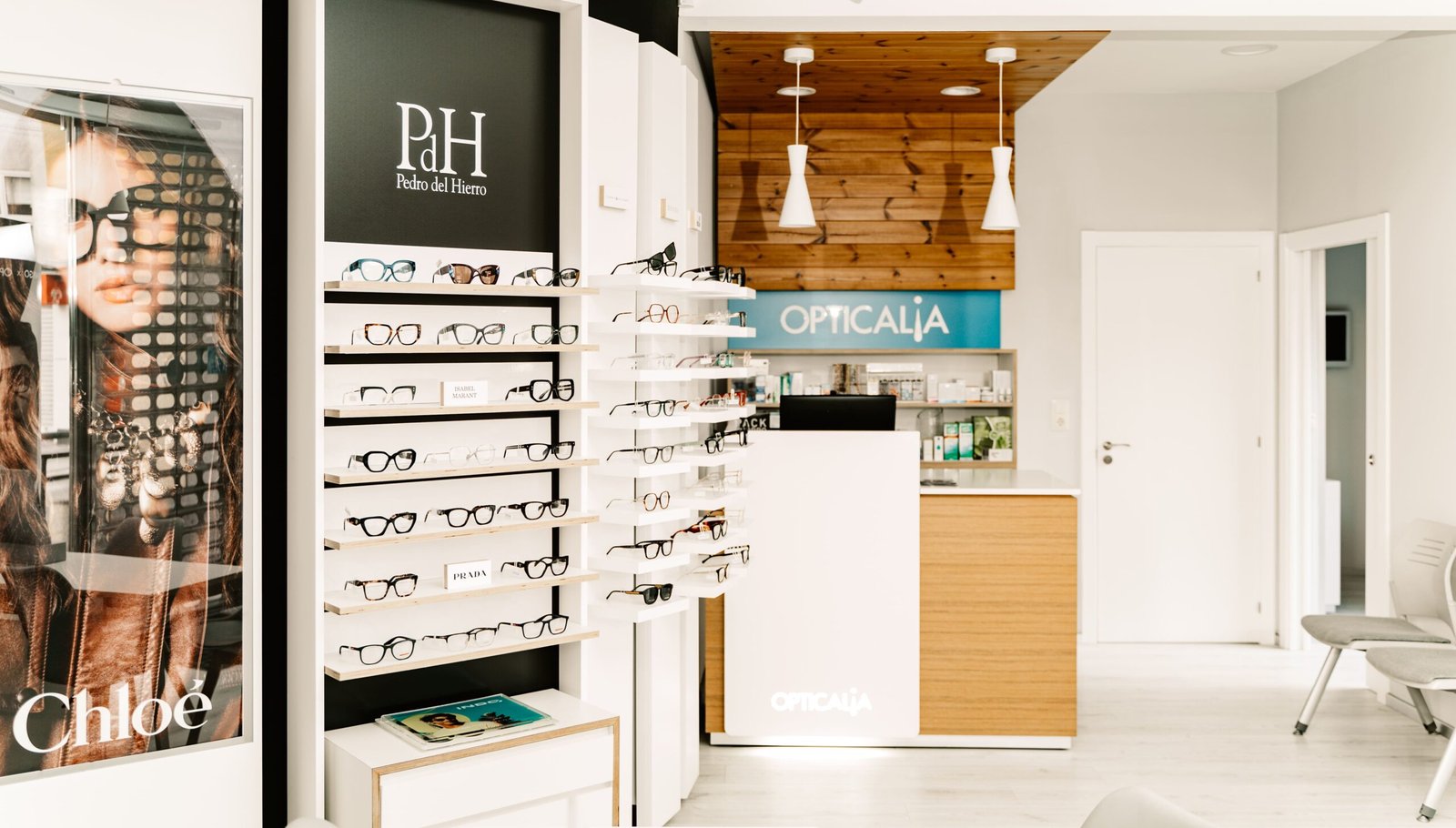 ccaarteixo-opticalia-romay4