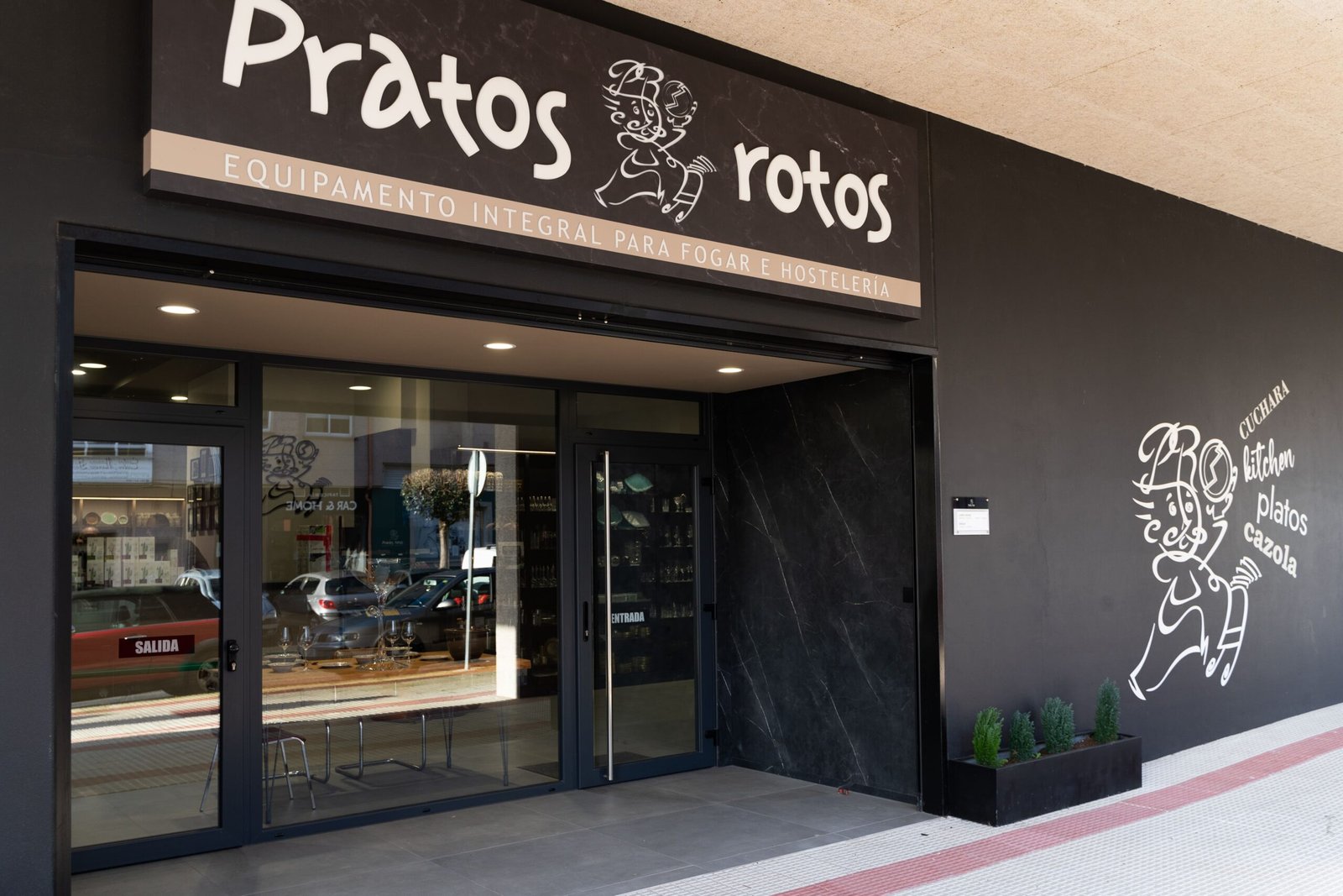 ccaarteixo-pratos-rotos1